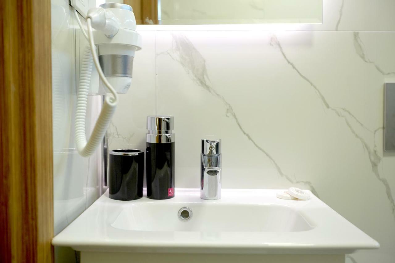 Kartal Palace Taksim Square Family Hotel 이스탄불 외부 사진